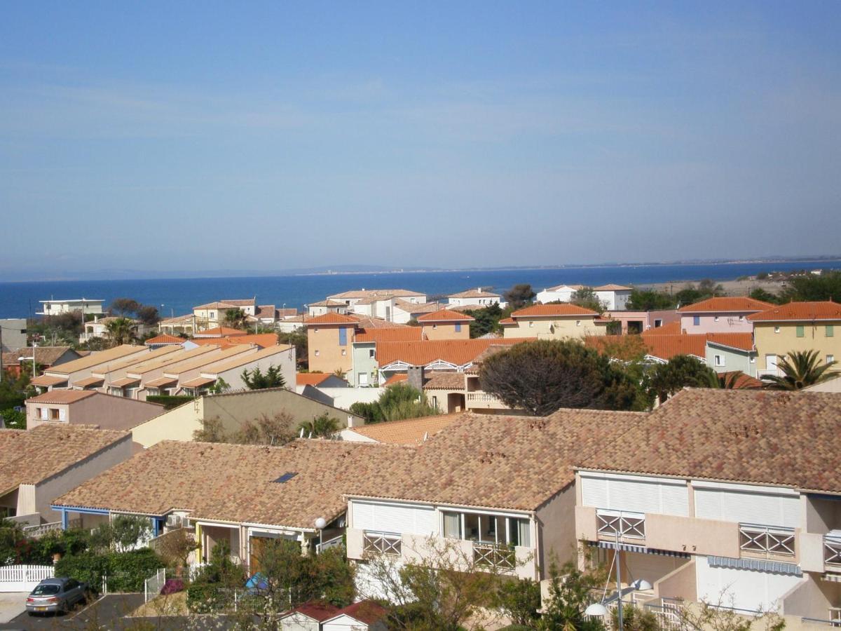 Les Amandines Villa Agde Exterior photo