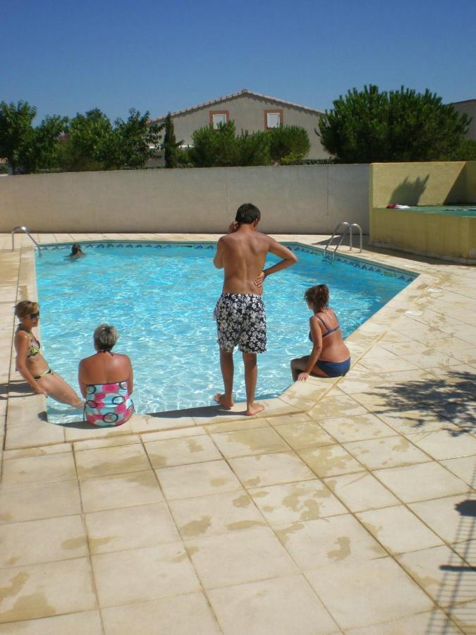 Les Amandines Villa Agde Exterior photo